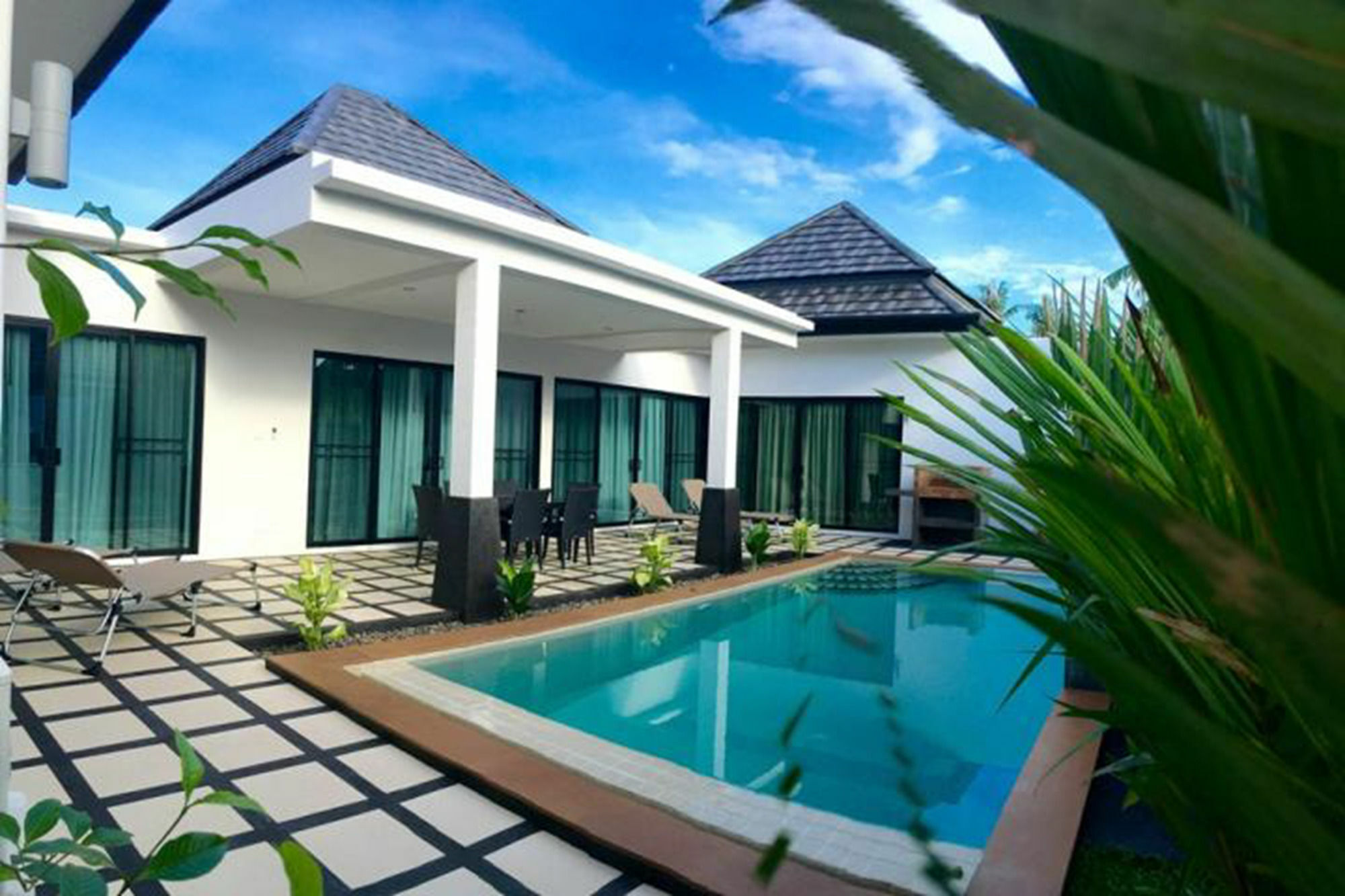 Clos Vougeot Villa By G Estate Rawai Buitenkant foto